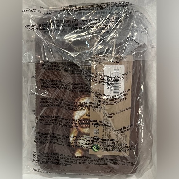 NWT Loungefly Indiana Jones Raiders of the lost ark zip around walllet - Picture 5 of 5